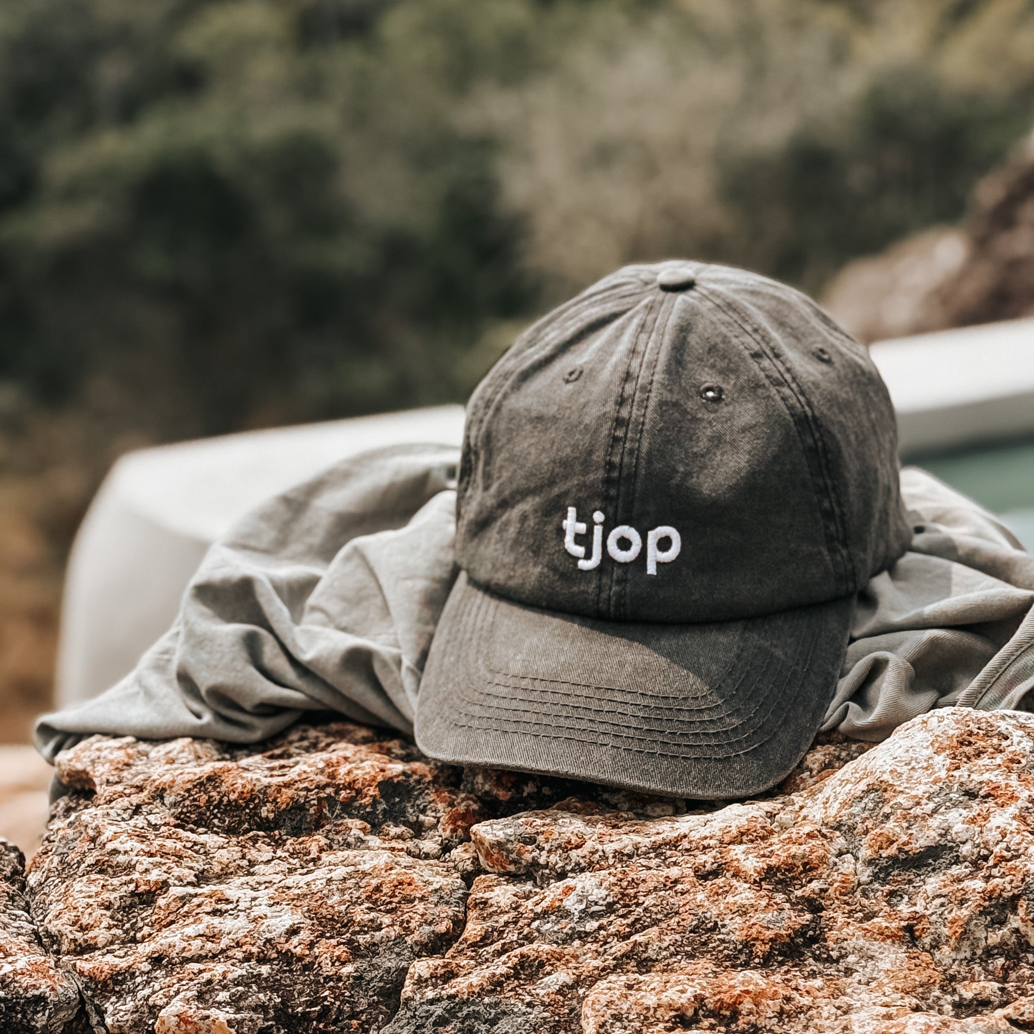 Donkey Cap - Tjop - Donkey Long Tong