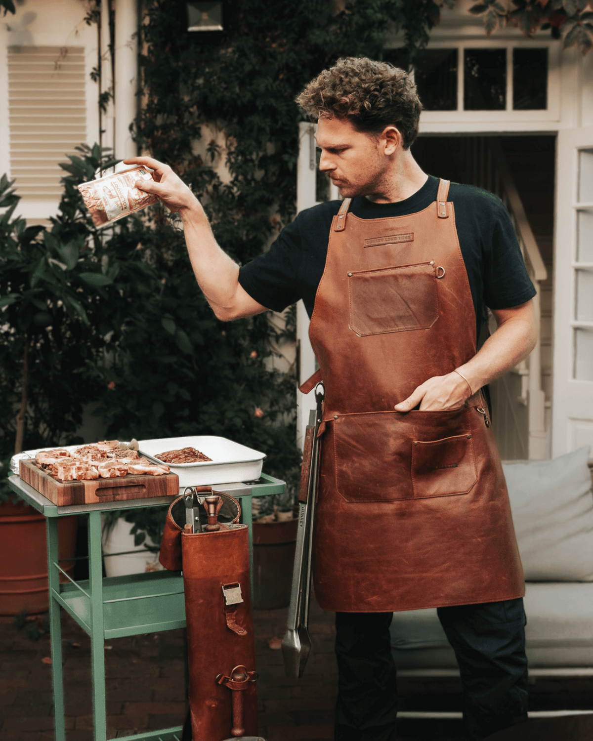 The Fire Apron - Donkey Long Tong